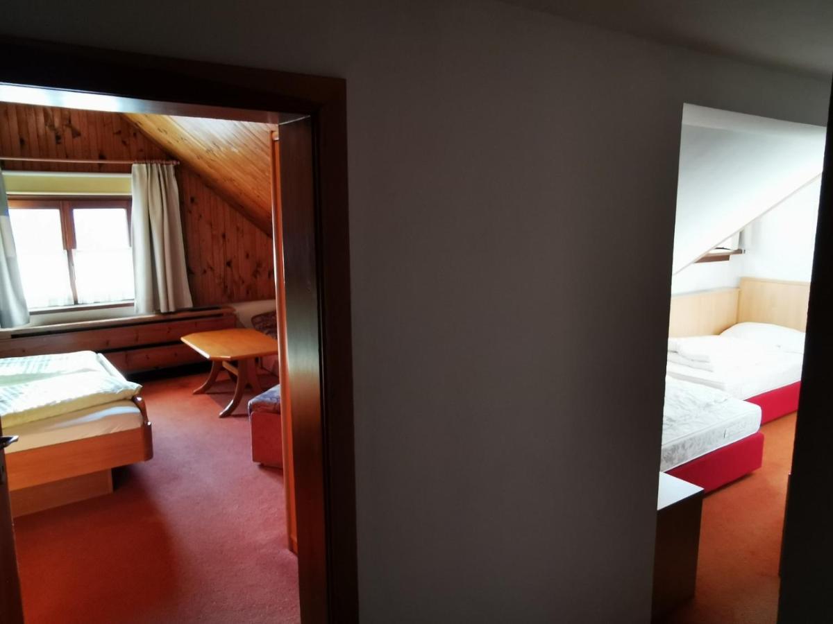 Hotel Alt Kirchheim Bad Kleinkirchheim Esterno foto