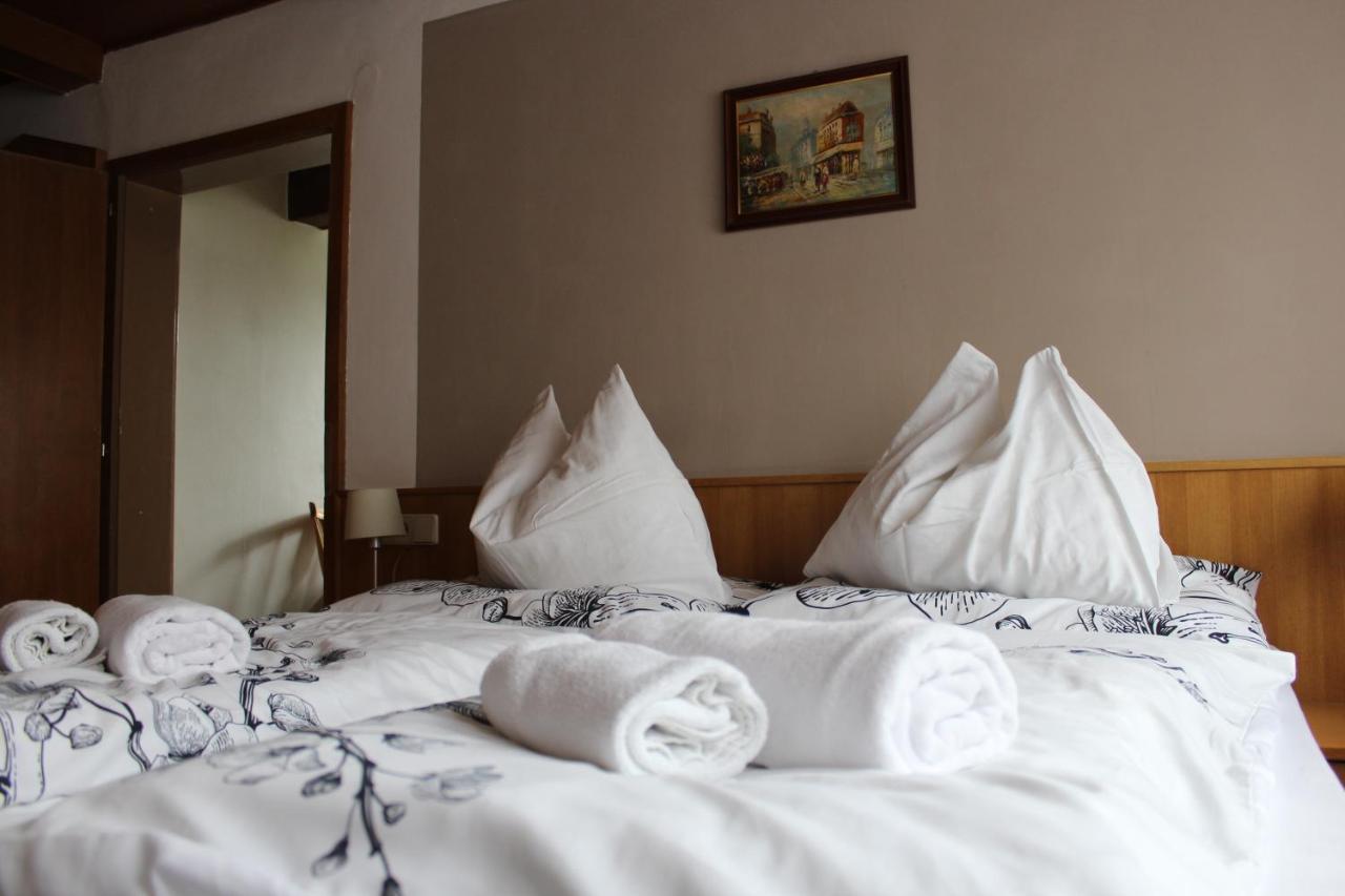 Hotel Alt Kirchheim Bad Kleinkirchheim Esterno foto