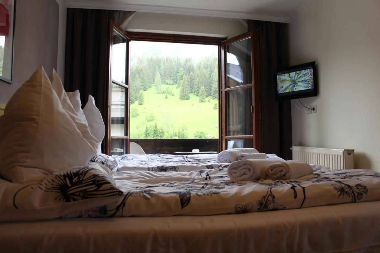 Hotel Alt Kirchheim Bad Kleinkirchheim Esterno foto
