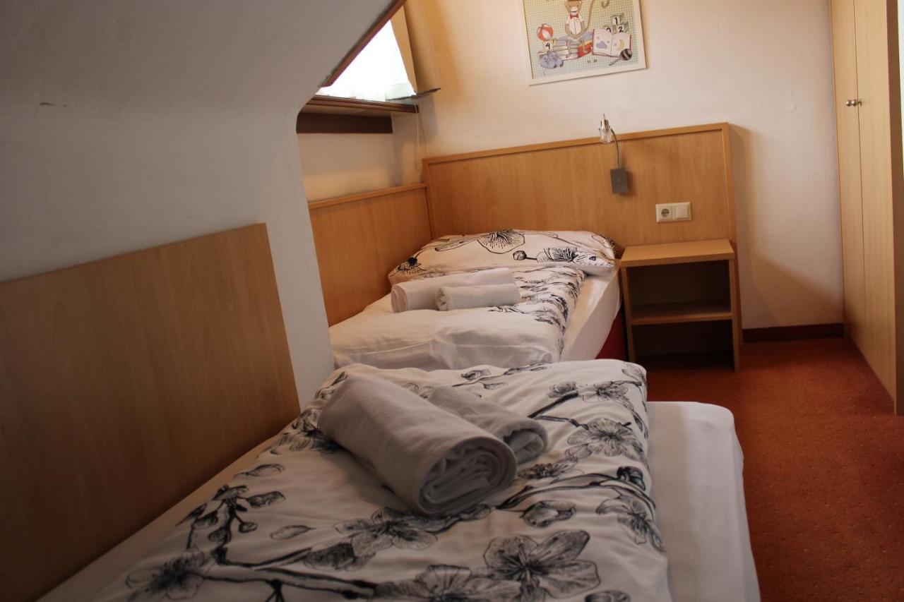 Hotel Alt Kirchheim Bad Kleinkirchheim Esterno foto
