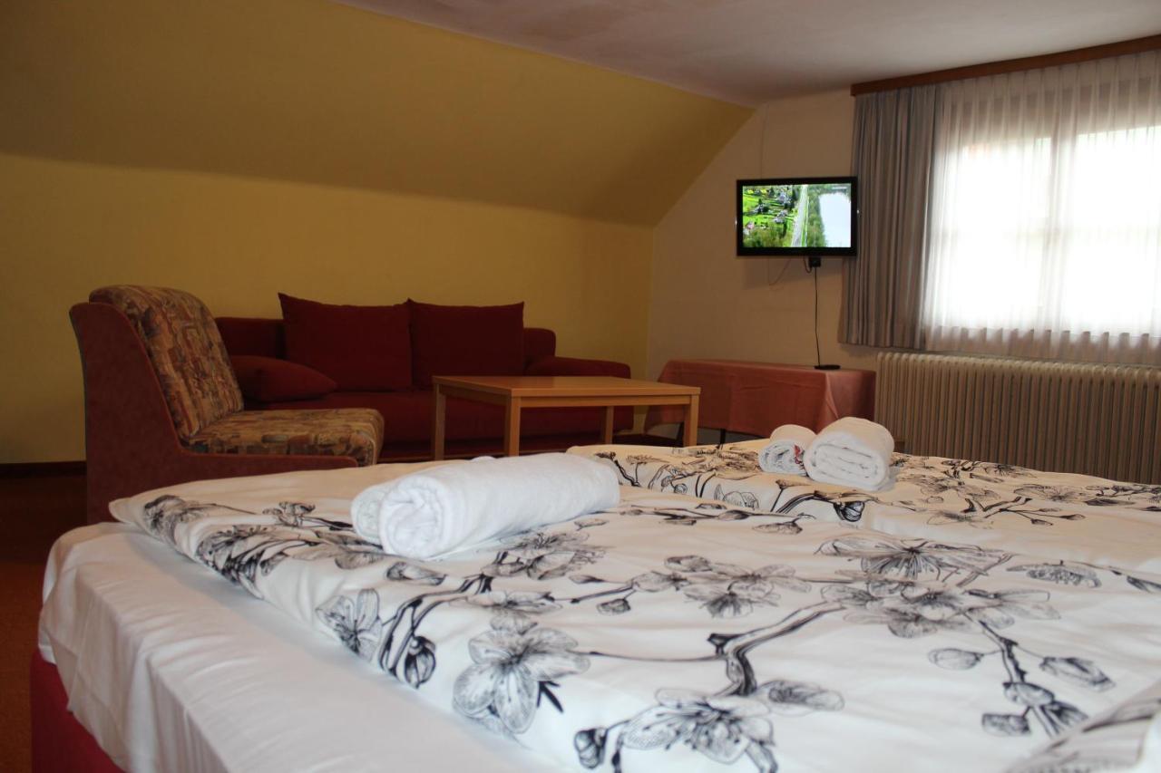 Hotel Alt Kirchheim Bad Kleinkirchheim Esterno foto