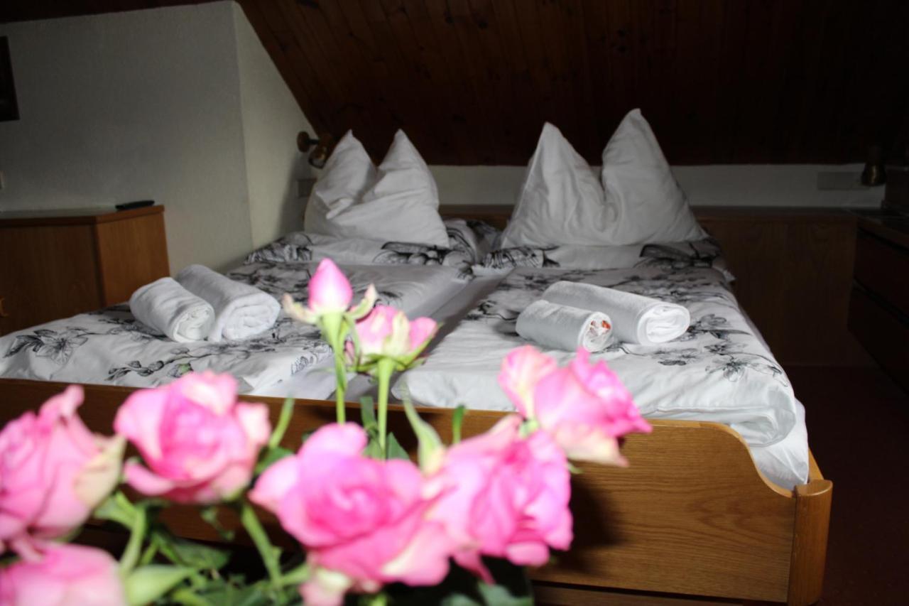 Hotel Alt Kirchheim Bad Kleinkirchheim Esterno foto