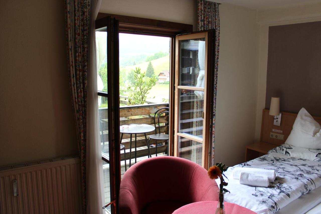 Hotel Alt Kirchheim Bad Kleinkirchheim Esterno foto