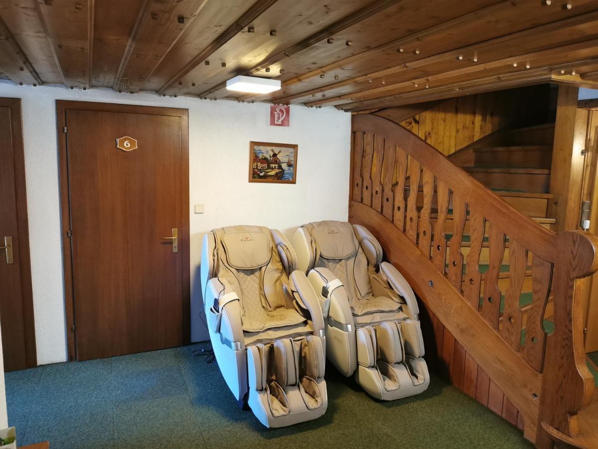 Hotel Alt Kirchheim Bad Kleinkirchheim Esterno foto
