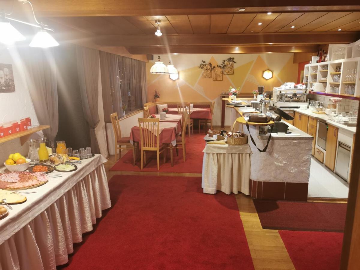 Hotel Alt Kirchheim Bad Kleinkirchheim Esterno foto